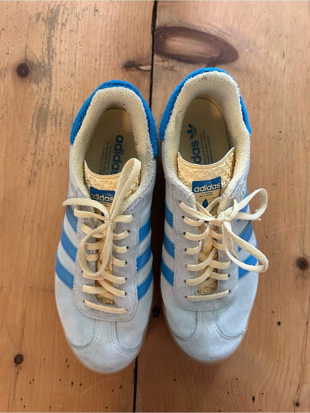 adidas Women's Light Blue Suede Sneakers with Blue Stripes and Butter Yellow - Picture 6 of 7